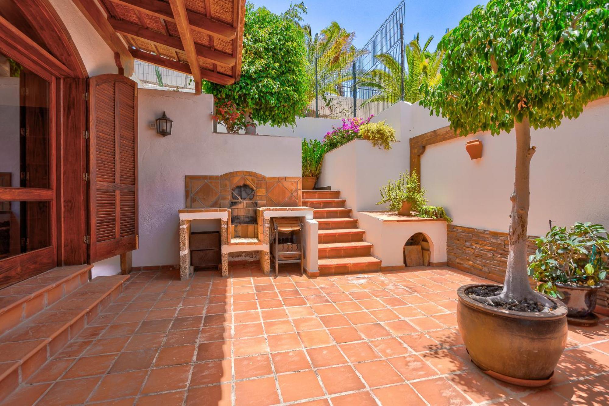 Buenavista Panoramic Villa In Costa Adeje Экстерьер фото